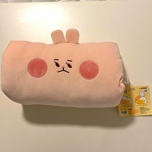 Brand new, hands arms warmer and hugging toy or pillow, very cute and soft!